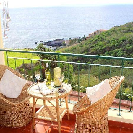 2 Bedrooms Appartement At Canico 200 M Away From The Beach With Sea View Furnished Balcony And Wifi Esterno foto